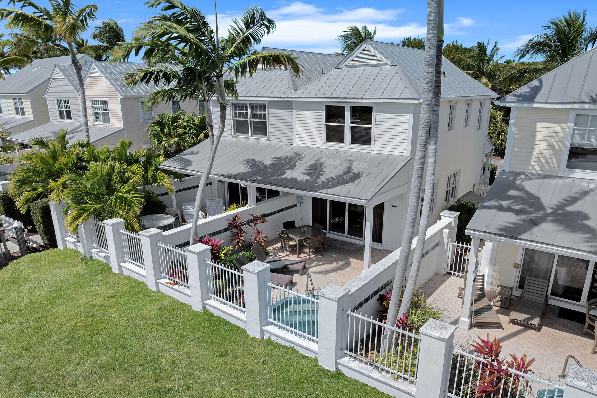 7028 Harbor Village Drive