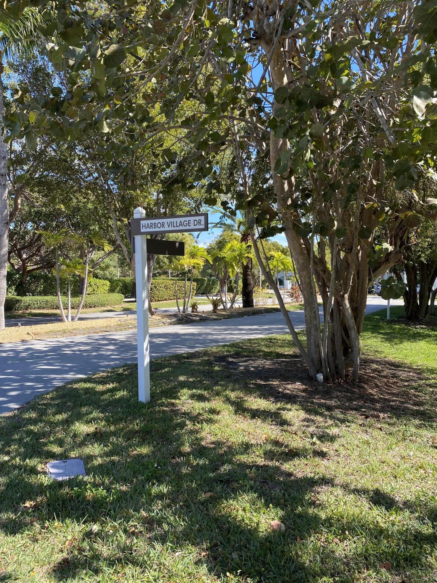 7028 Harbor Village Drive