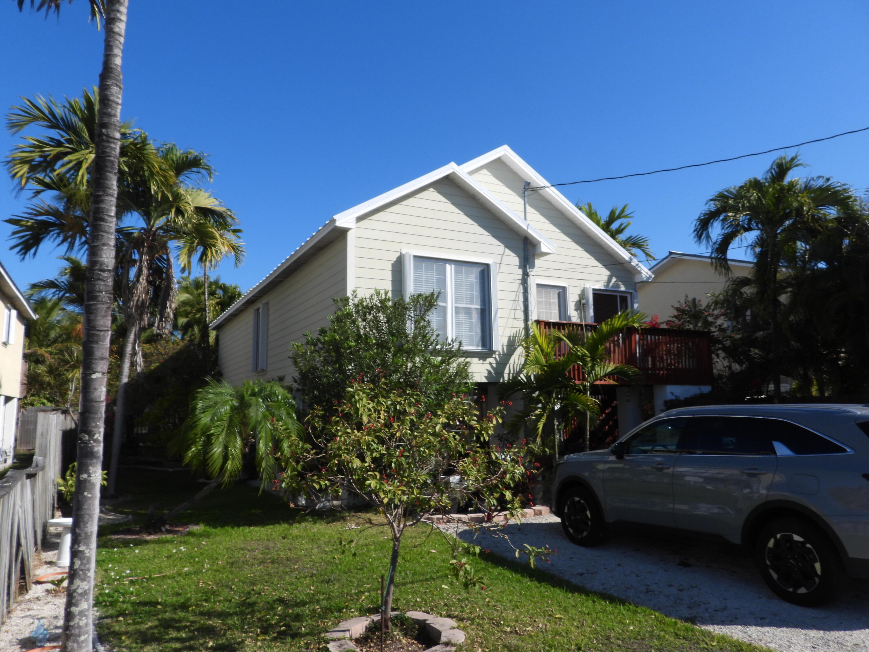307 Avenue B