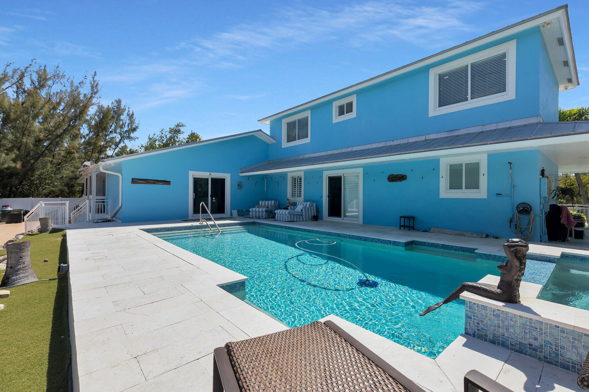 169 Venetian Way