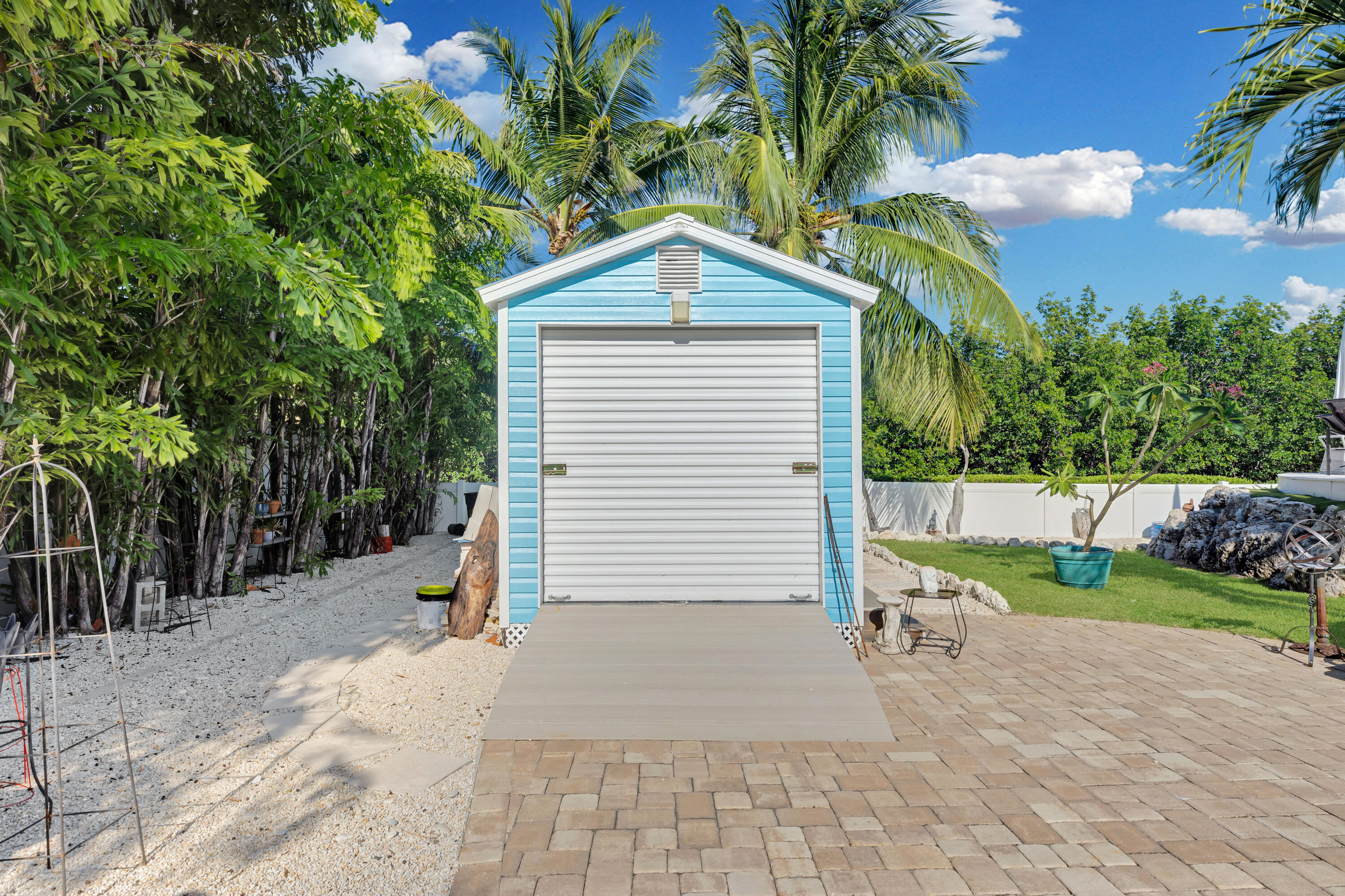 169 Venetian Way