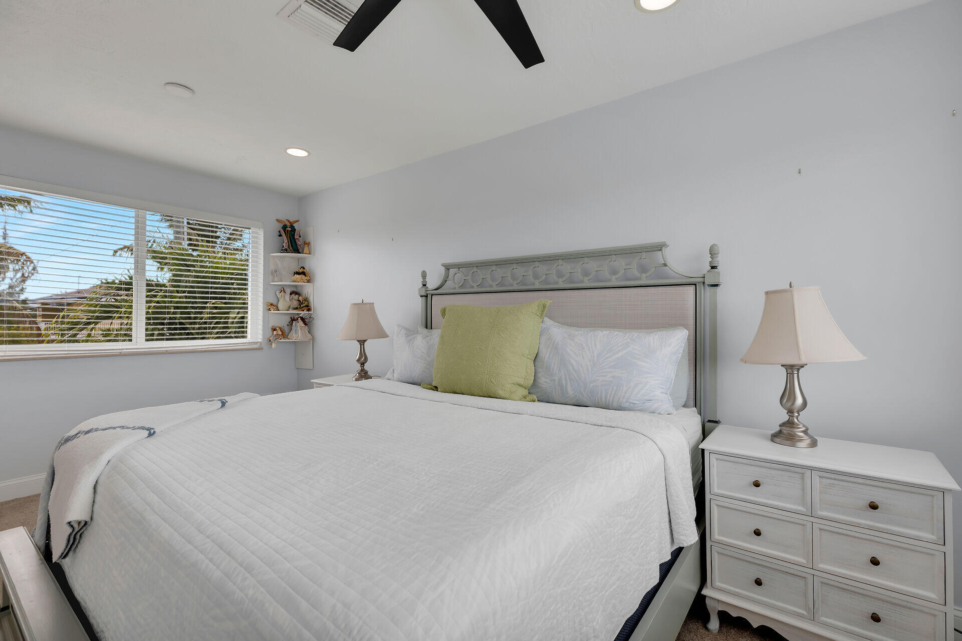 169 Venetian Way