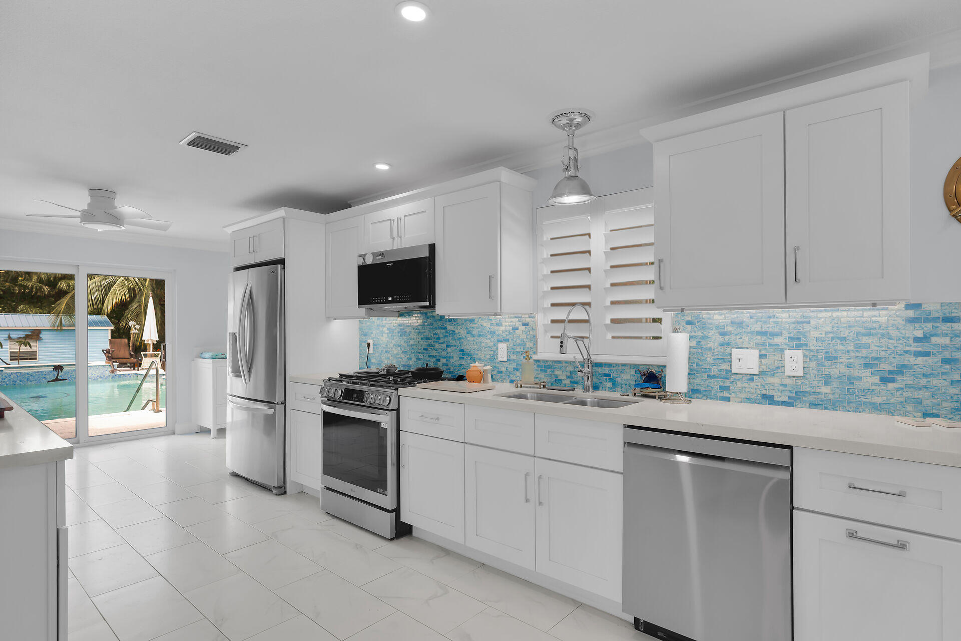 169 Venetian Way