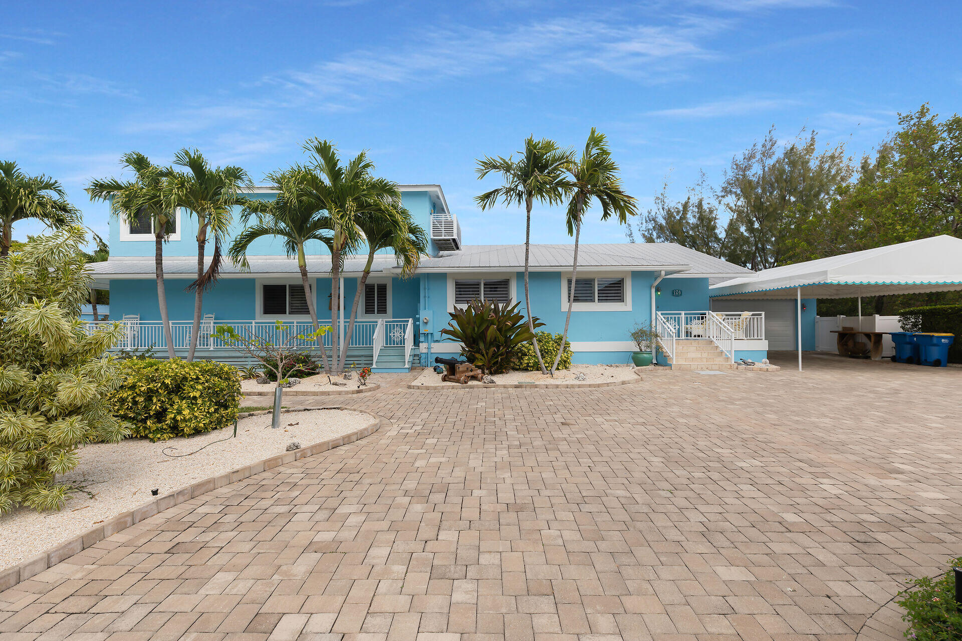 169 Venetian Way