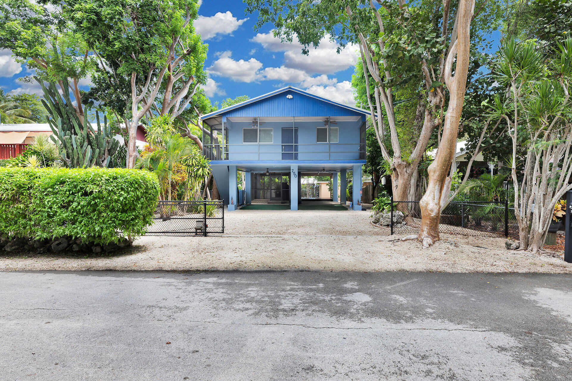 750 Madrid Road
