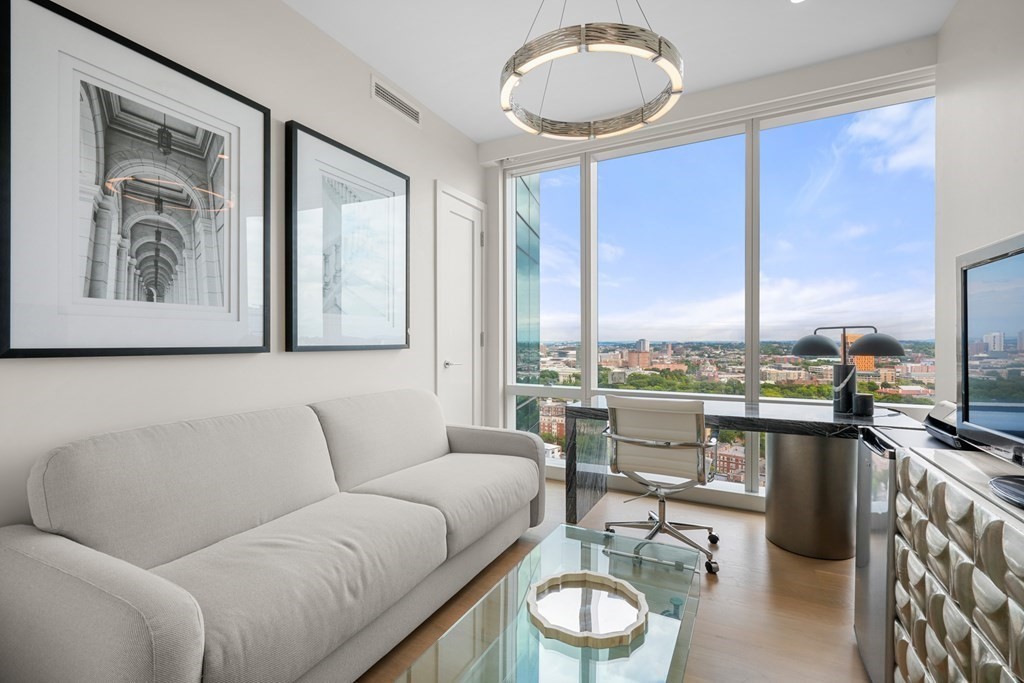 188 Brookline Ave # 22A