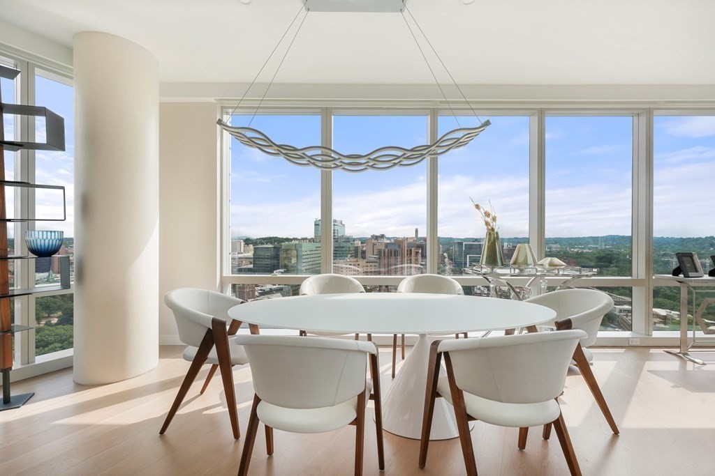 188 Brookline Ave # 22A