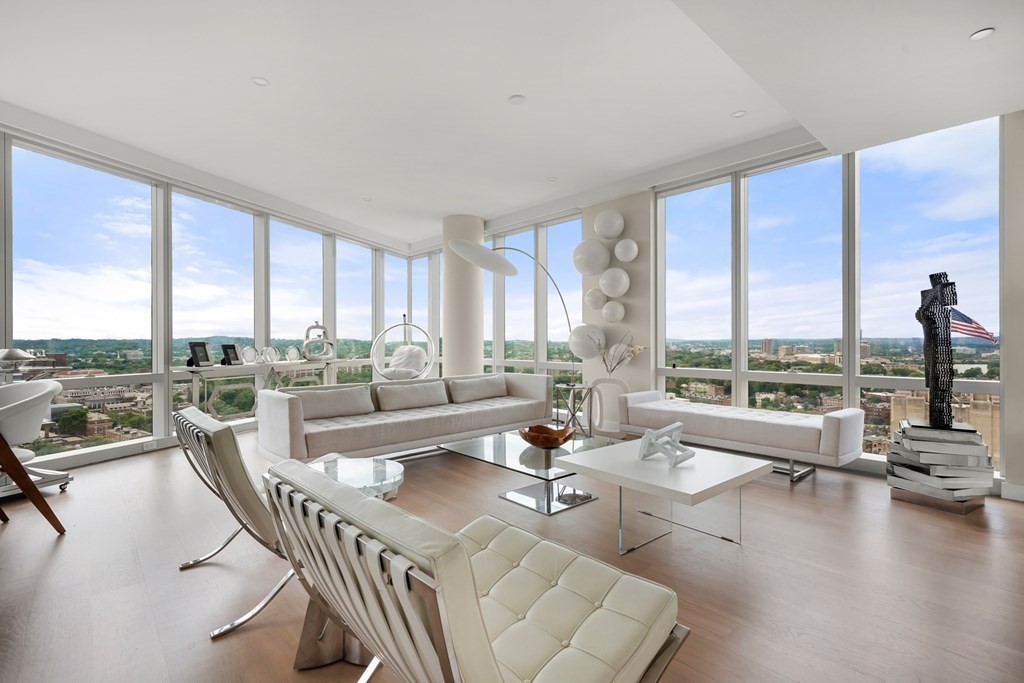 188 Brookline Ave # 22A