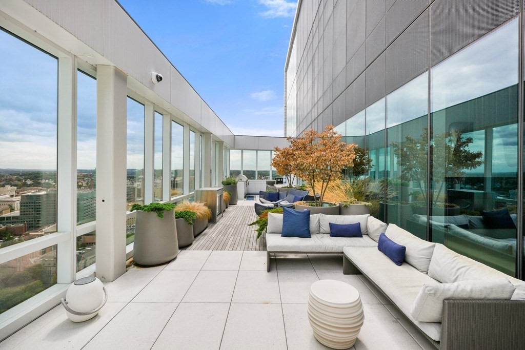 188 Brookline Ave # 22A