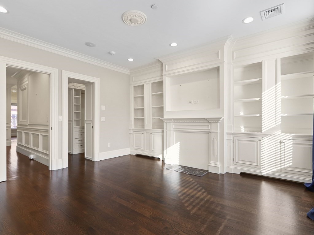 5 Marlborough St Unit: TH