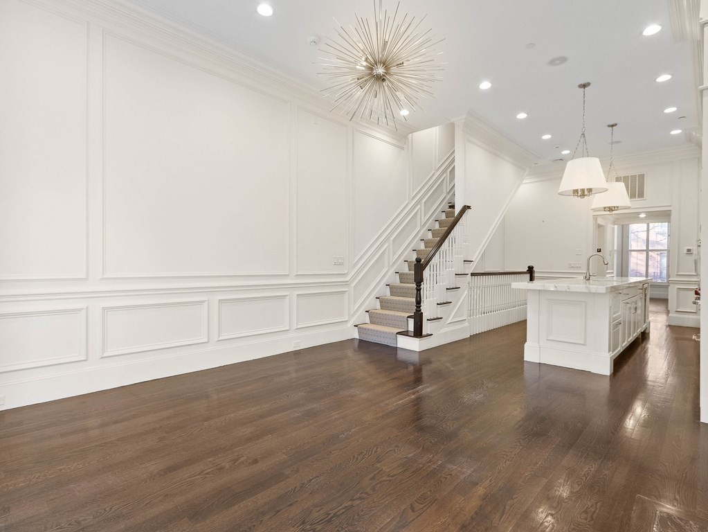 5 Marlborough St Unit: TH