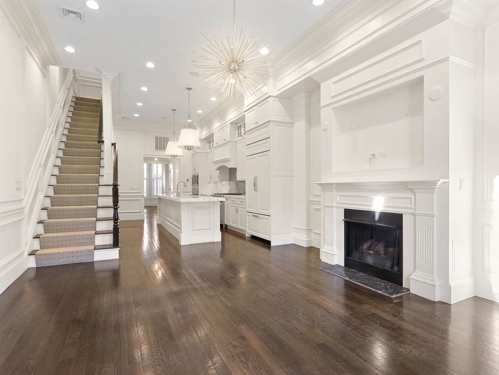 5 Marlborough St Unit: TH