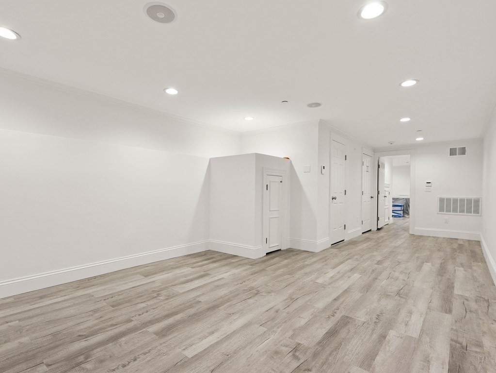 5 Marlborough St Unit: TH
