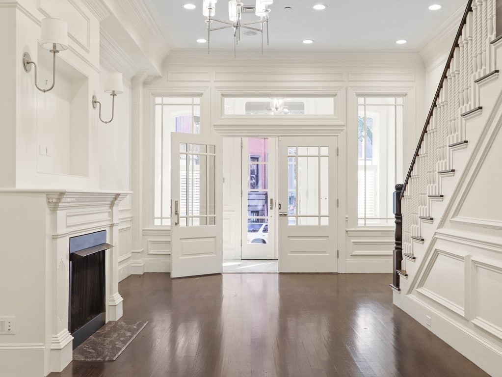 5 Marlborough St Unit: TH