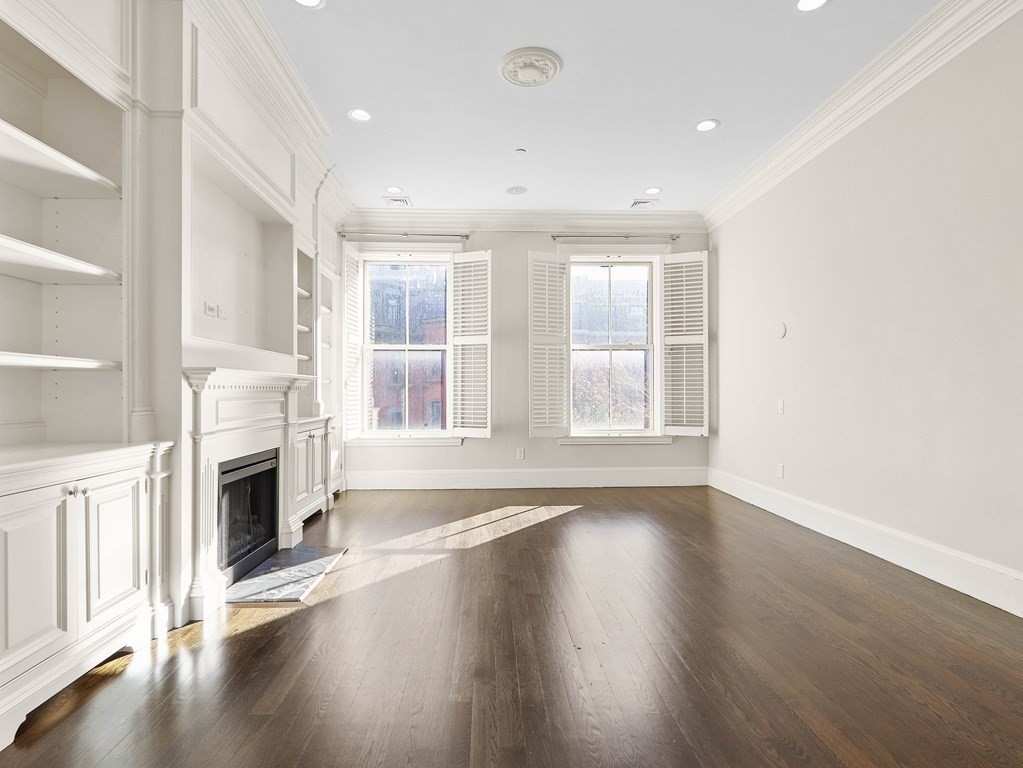 5 Marlborough St Unit: TH