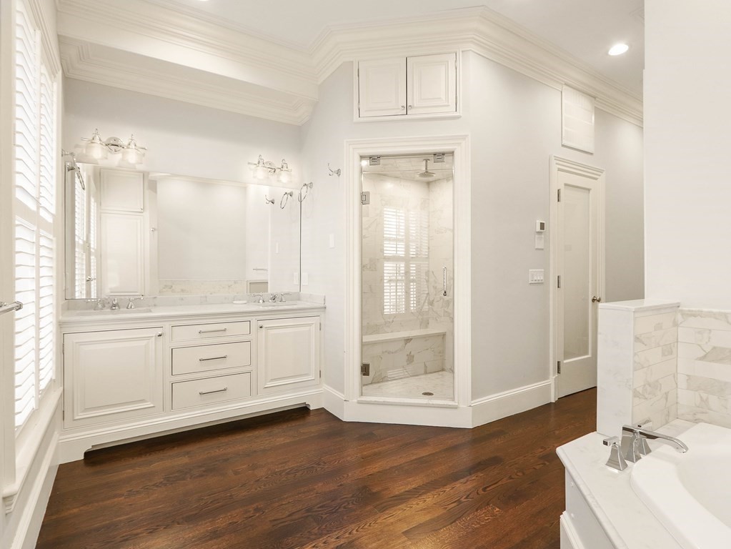 5 Marlborough St Unit: TH