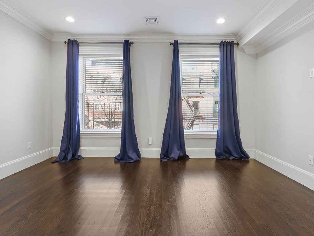 5 Marlborough St Unit: TH