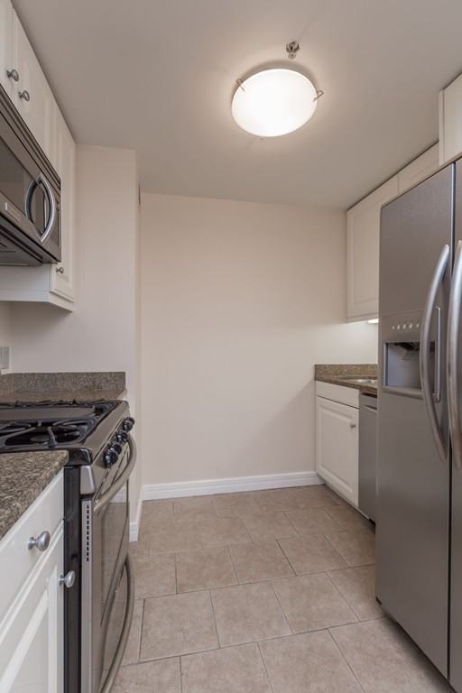 3 Avery Street # 308