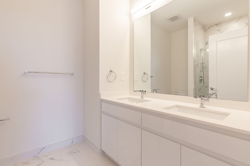 45 West Third # 416