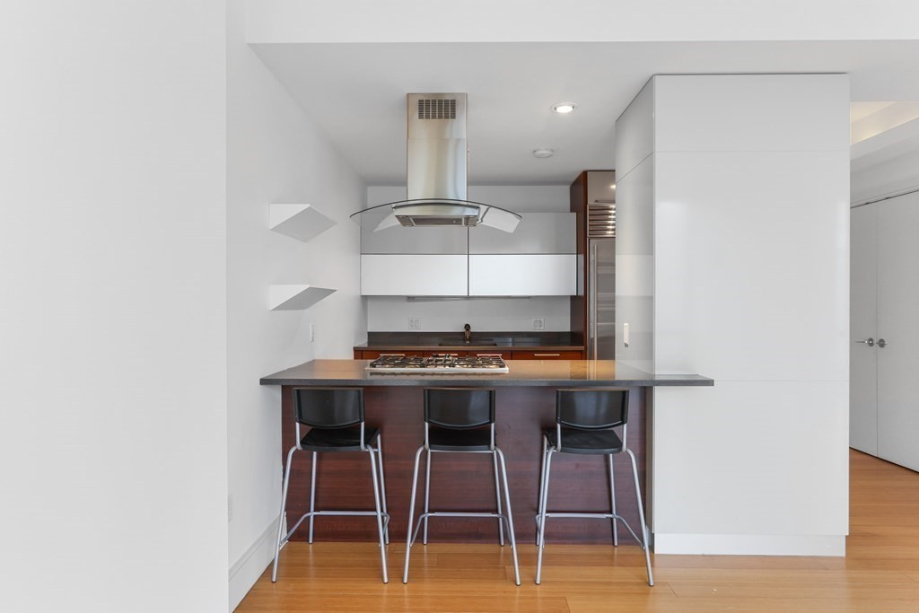 45 Province St # 1903