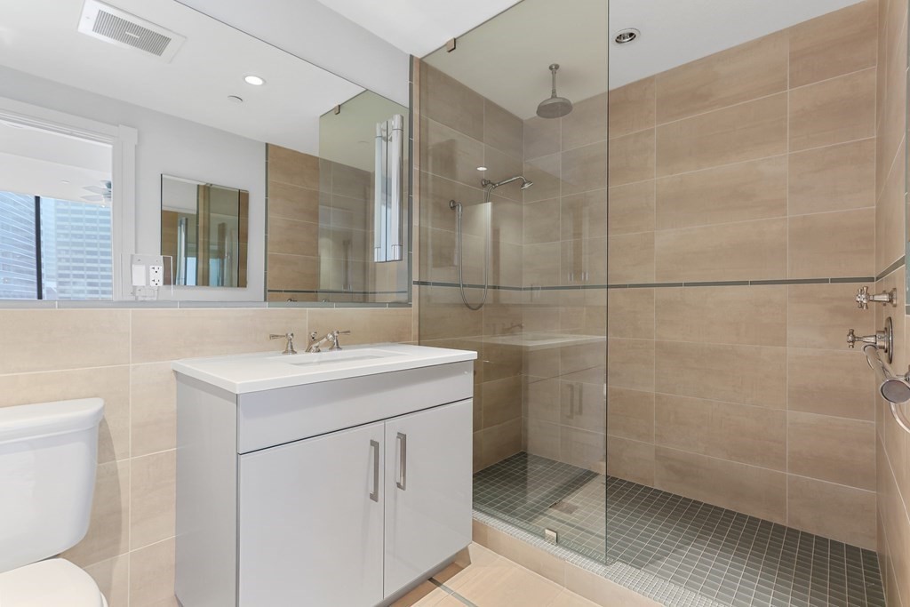 45 Province St # 1903