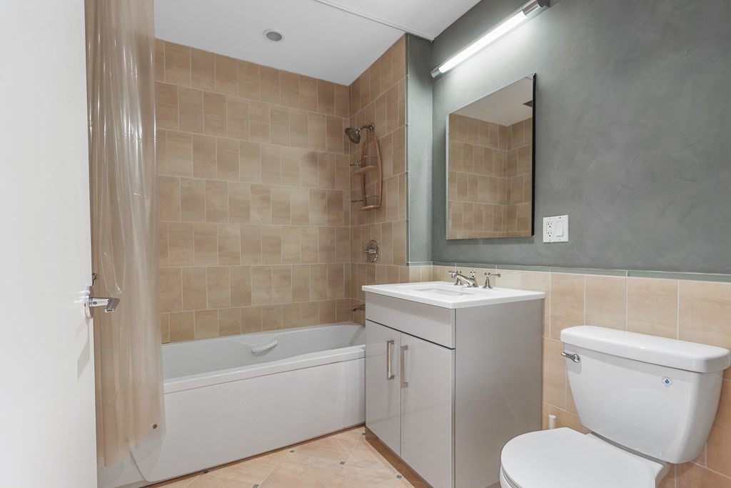 45 Province St # 1903