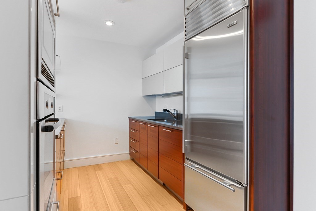 45 Province St # 1903