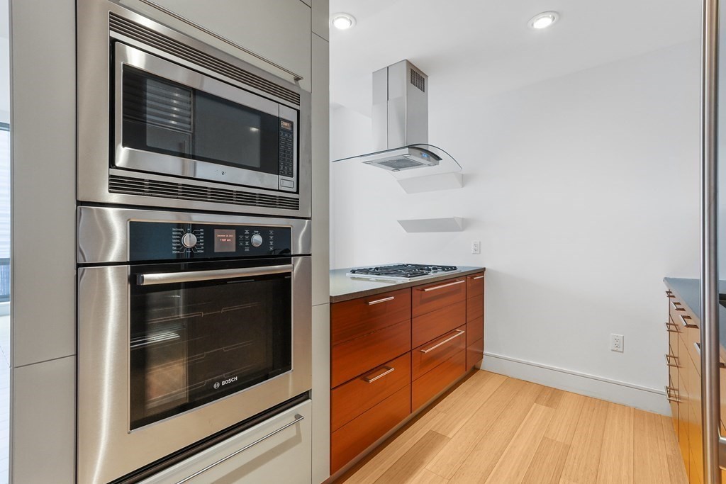 45 Province St # 1903