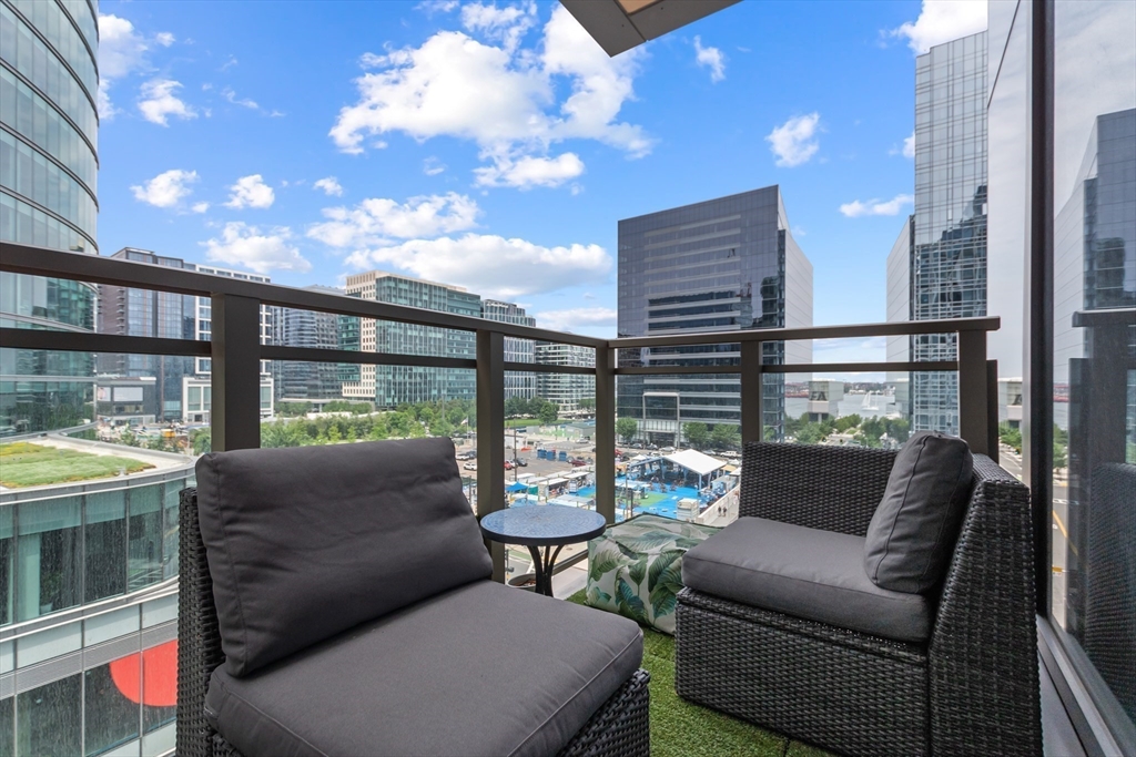 133 Seaport Blvd # 702