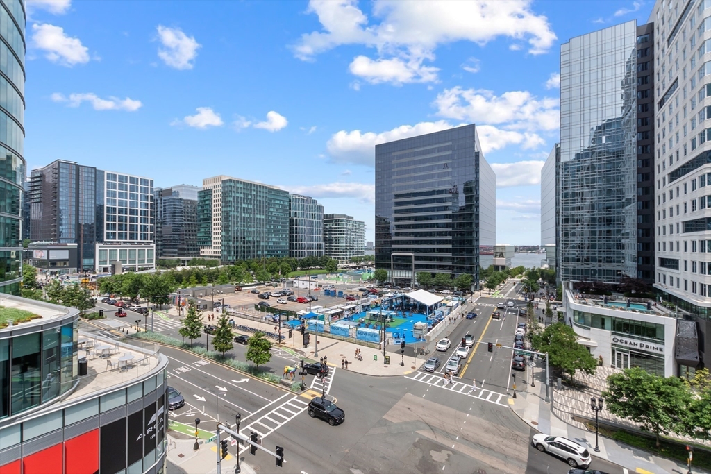 133 Seaport Blvd # 702