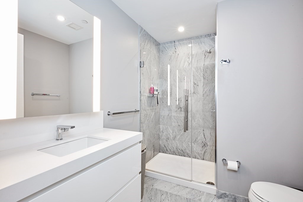 133 Seaport Blvd # 905