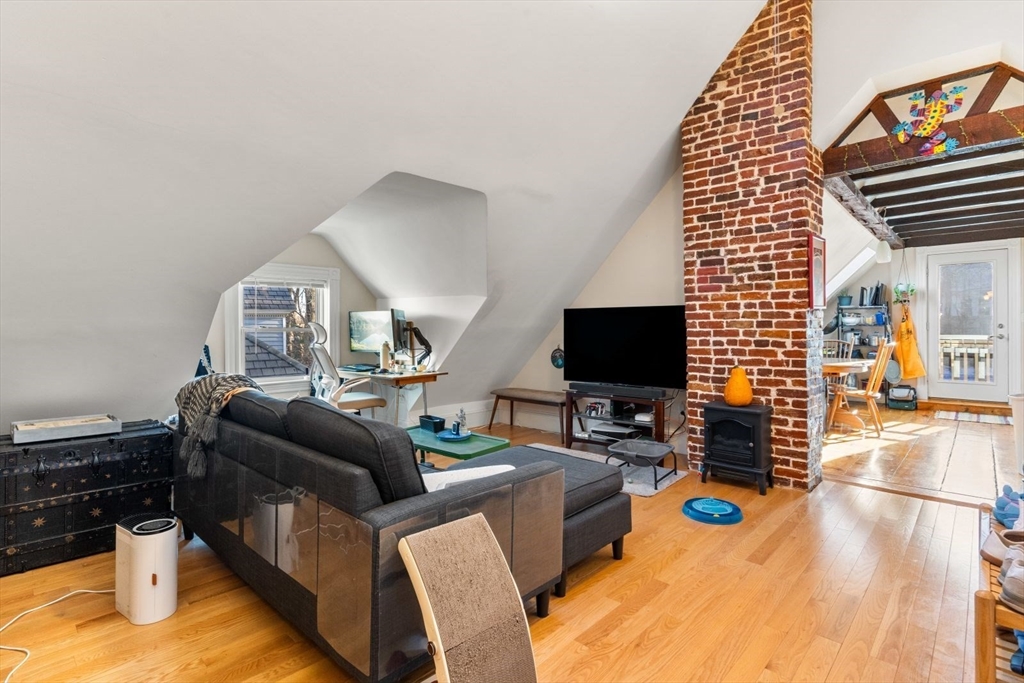 157 Bigelow Street