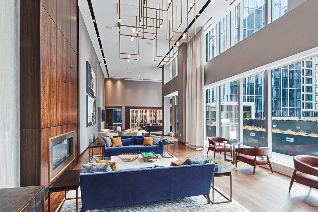 133 Seaport Blvd # 1009