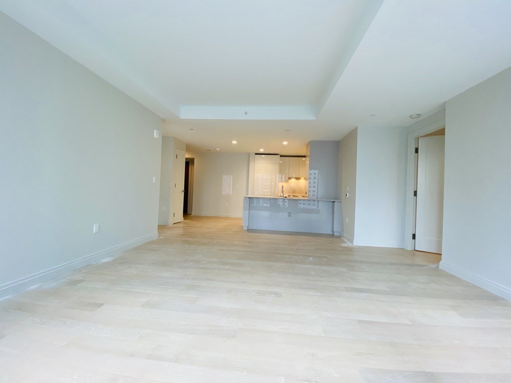 133 Seaport Blvd # 1009