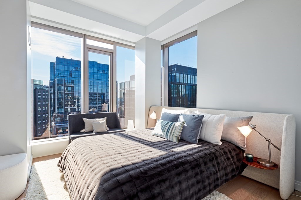 133 Seaport Blvd # 1009