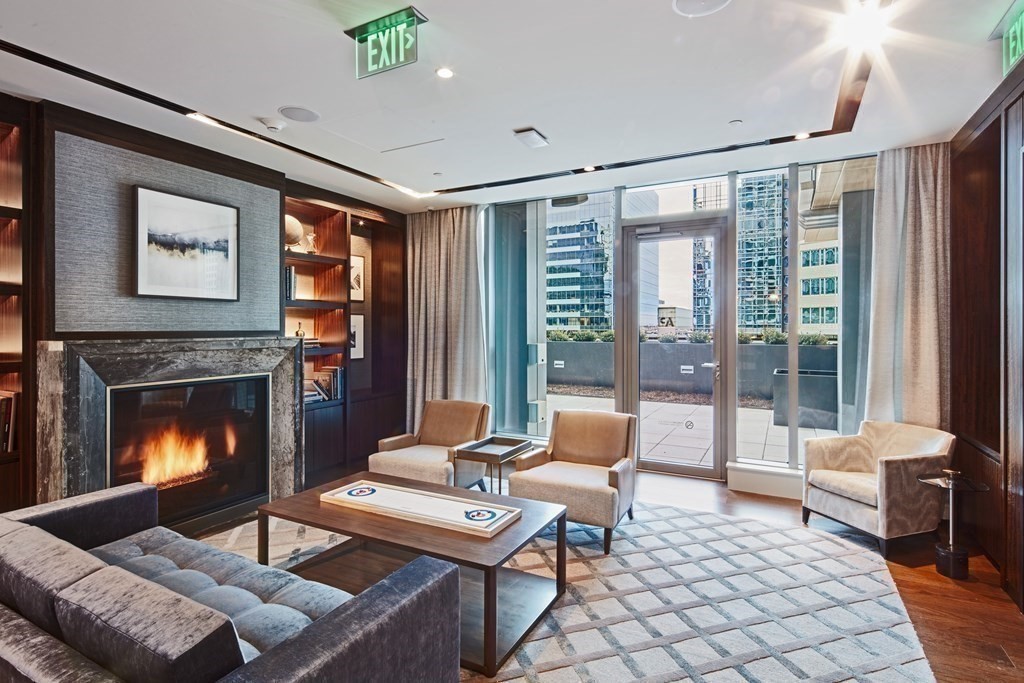 133 Seaport Blvd # 1801