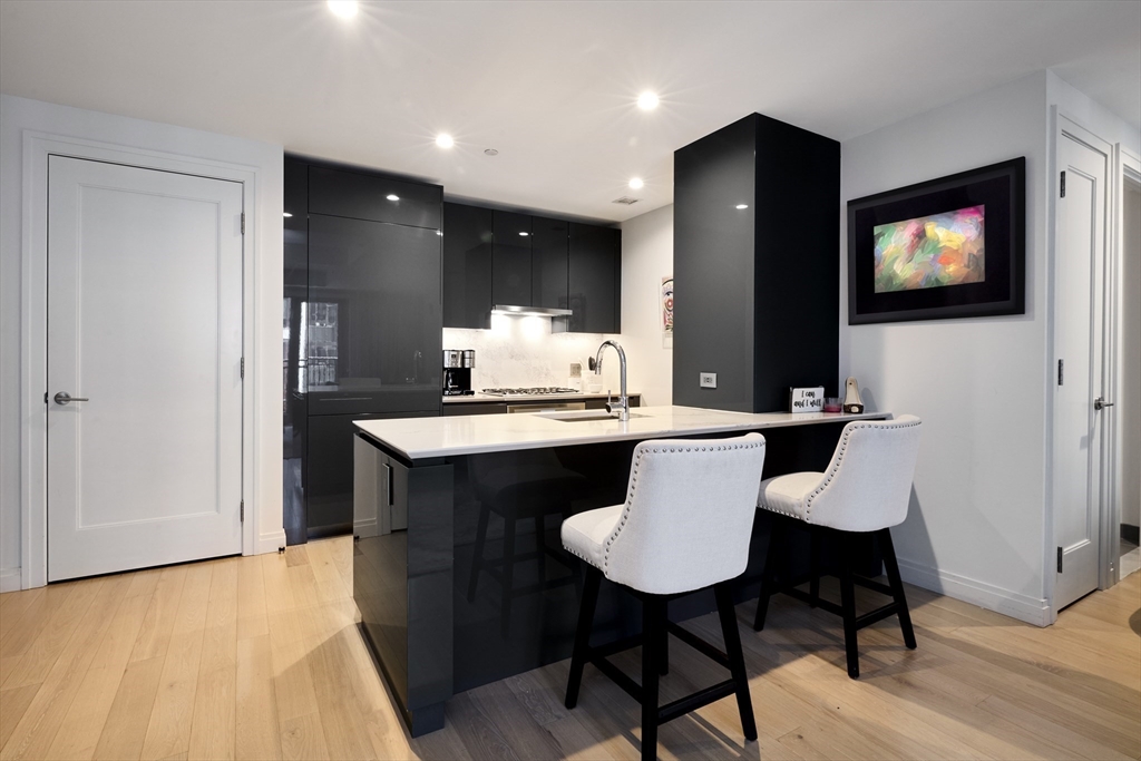 135 Seaport Blvd # 1109