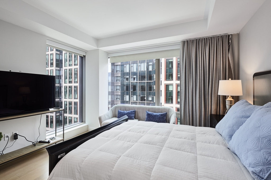 135 Seaport Blvd # 1109