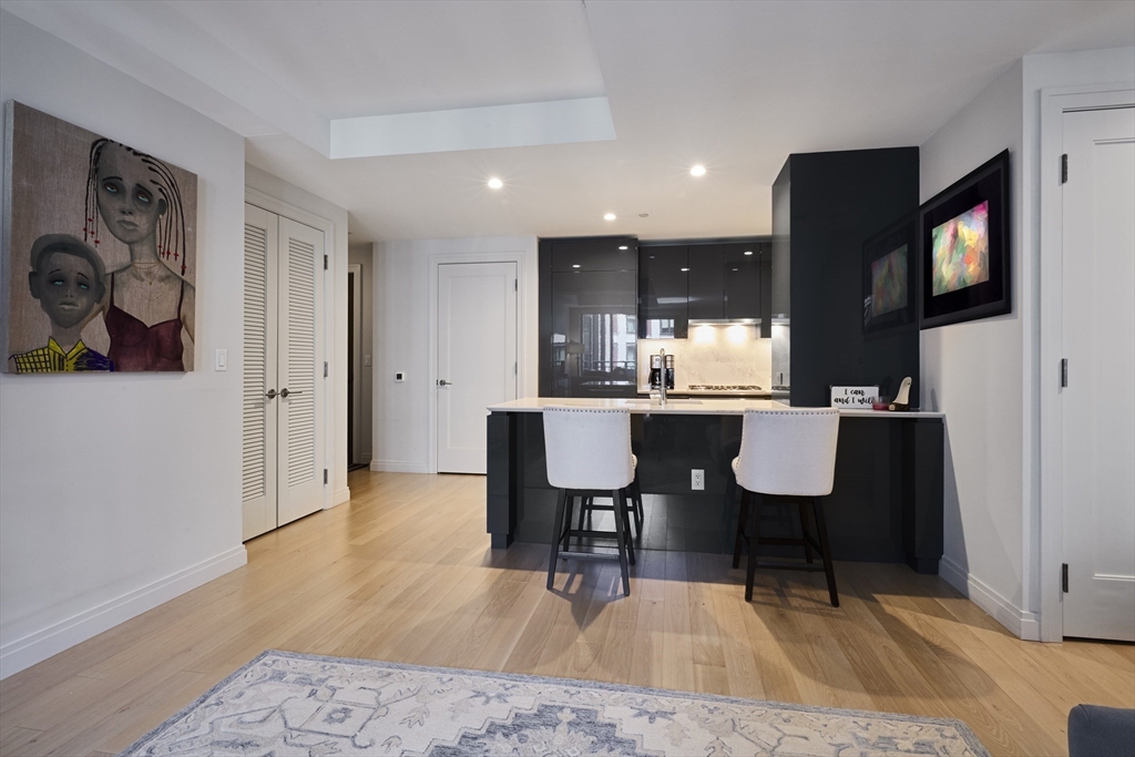 135 Seaport Blvd # 1109