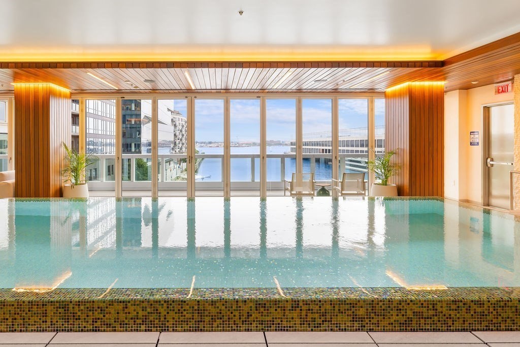 150 Seaport Blvd # 17A