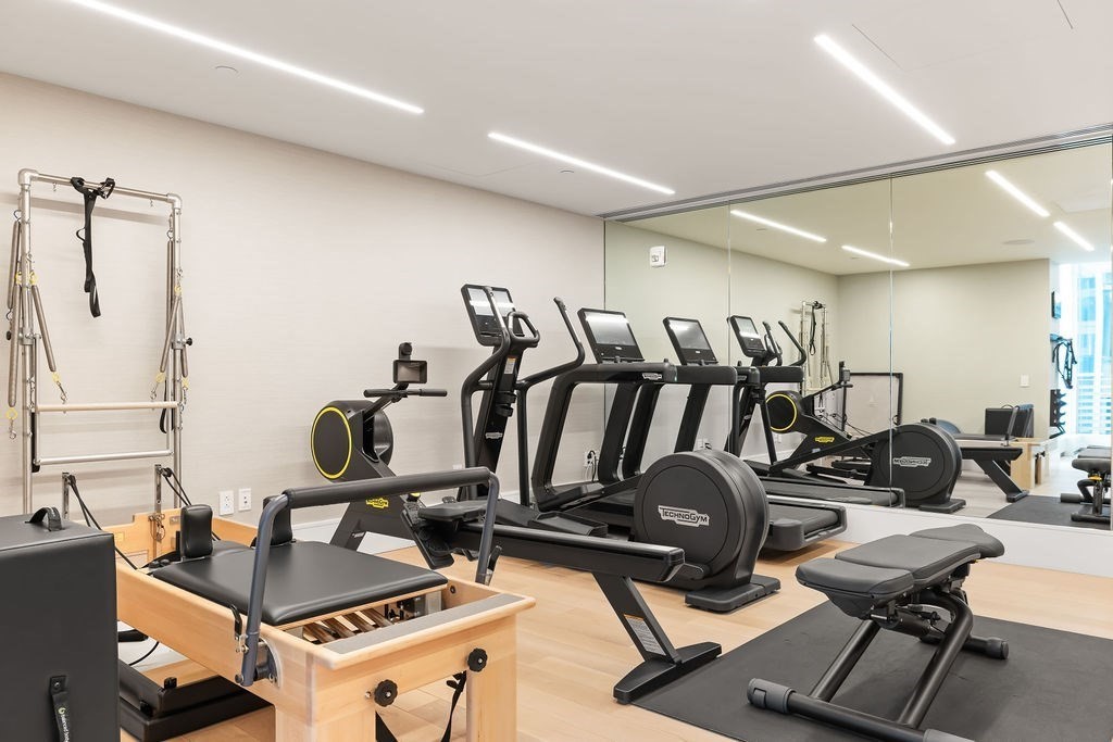 150 Seaport Blvd # 17A