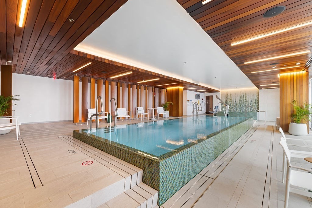 150 Seaport Blvd # 17A