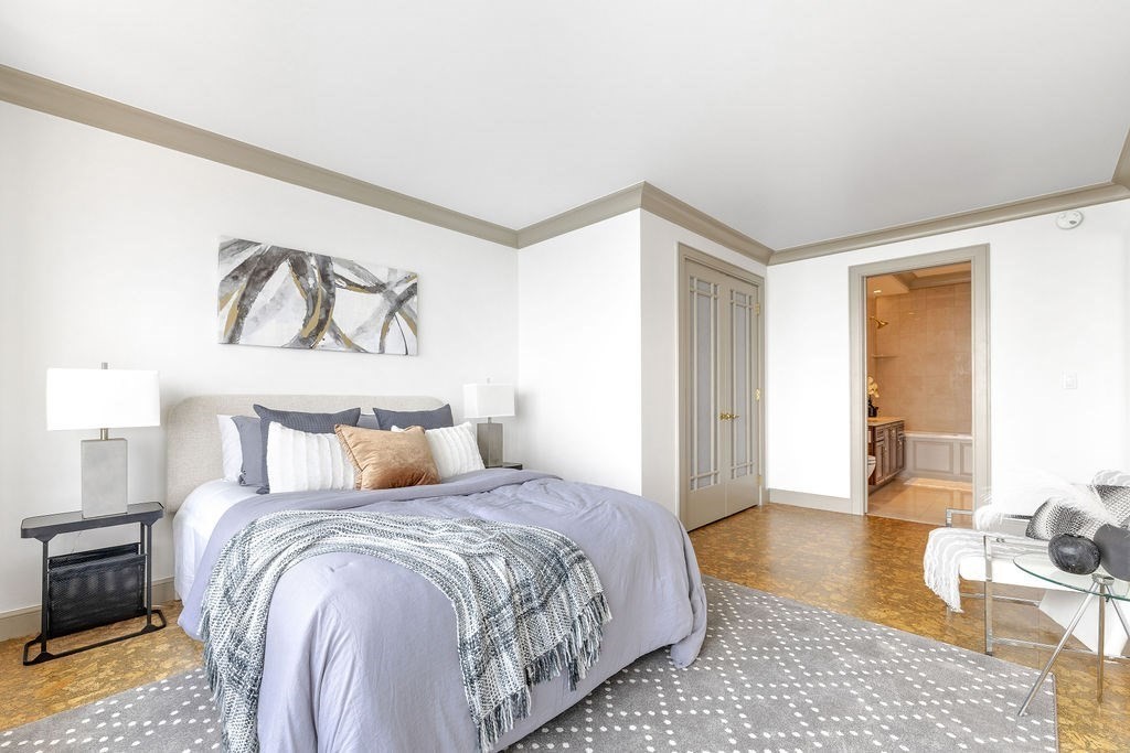 85 E India Row Unit: 31AB