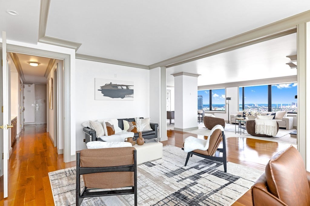 85 E India Row Unit: 31AB
