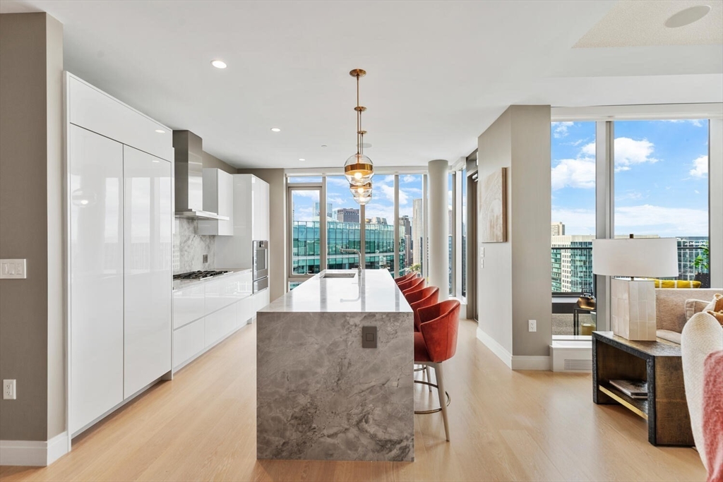 133 Seaport Blvd # 3A Unit: PH 3A