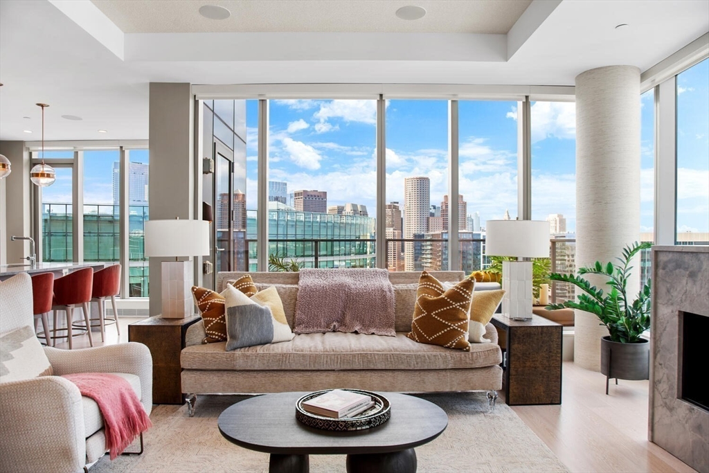 133 Seaport Blvd # 3A Unit: PH 3A