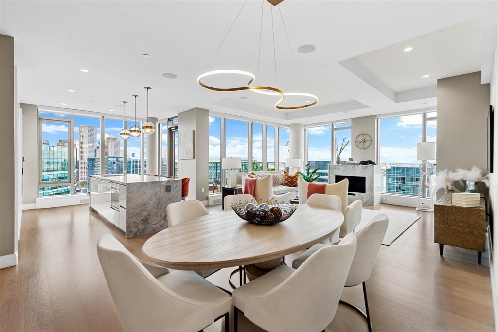 133 Seaport Blvd # 3A Unit: PH 3A