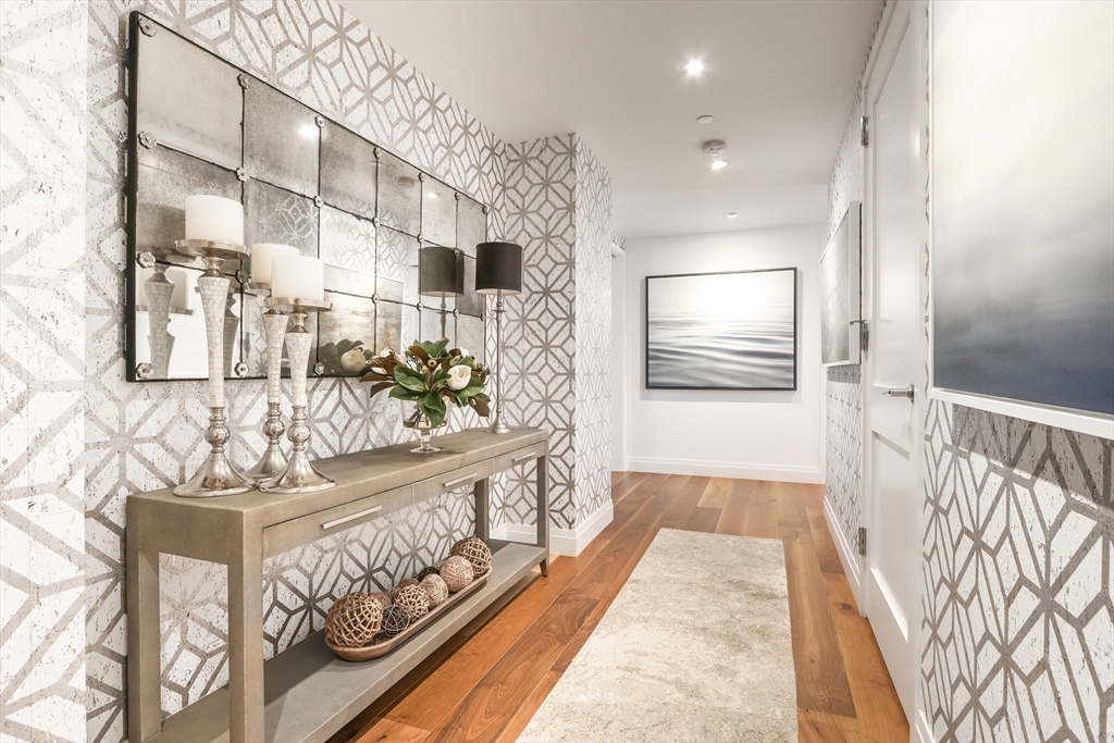 300 Pier 4 Blvd # 3I