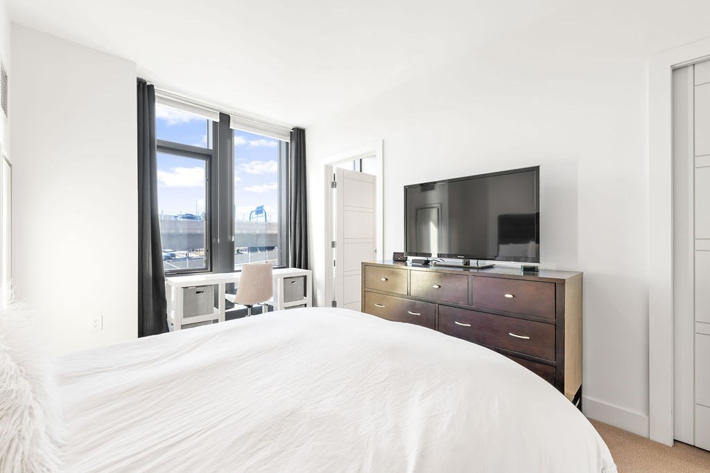 40 Traveler St # 303