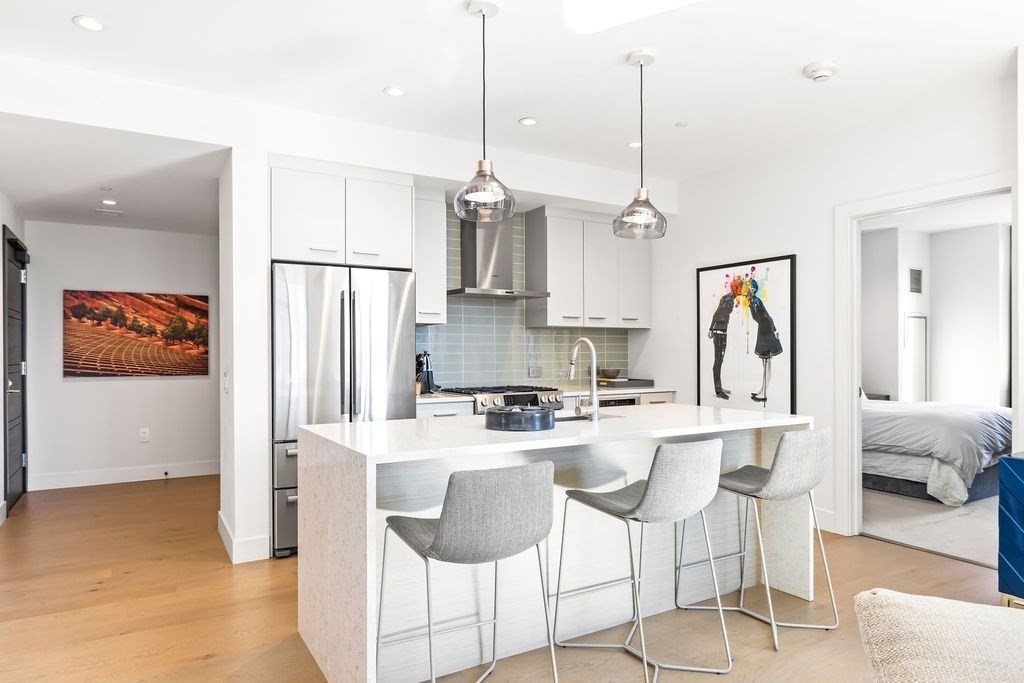 40 Traveler St # 303